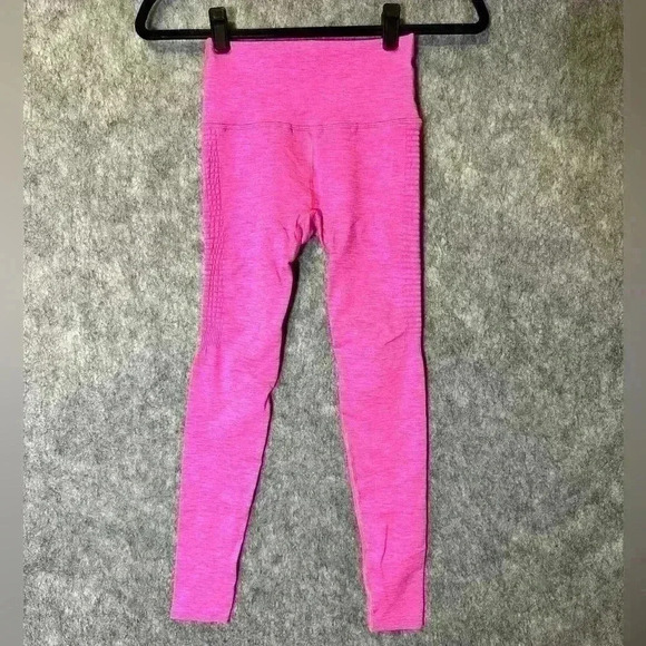 NWT Alphalete Halo Leggings in Hot Pink - Size small - Picture 2 of 8